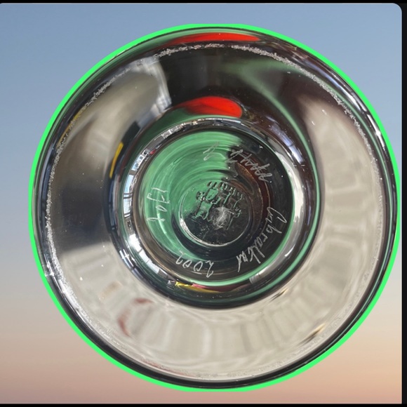 Real pretty vase (5-B) - Picture 2 of 3